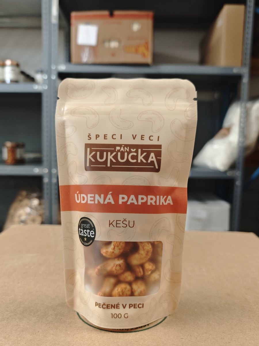 Kešu orechy s údenou paprikou Pán Kukučka 100 g